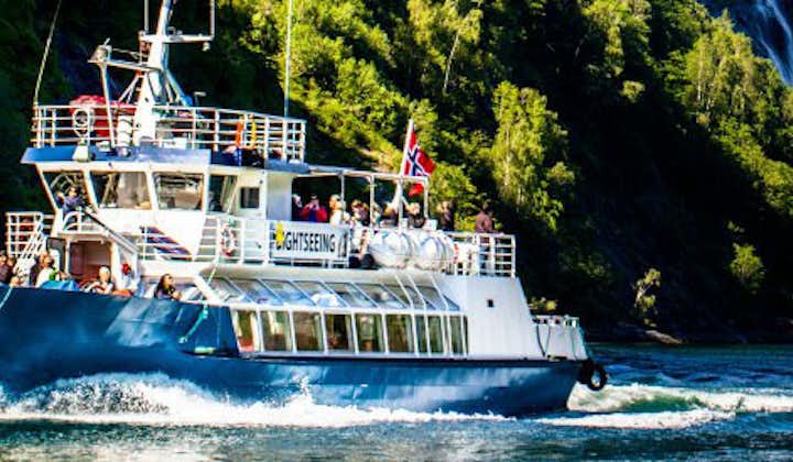 Signa Cruise | Geirangerfjord