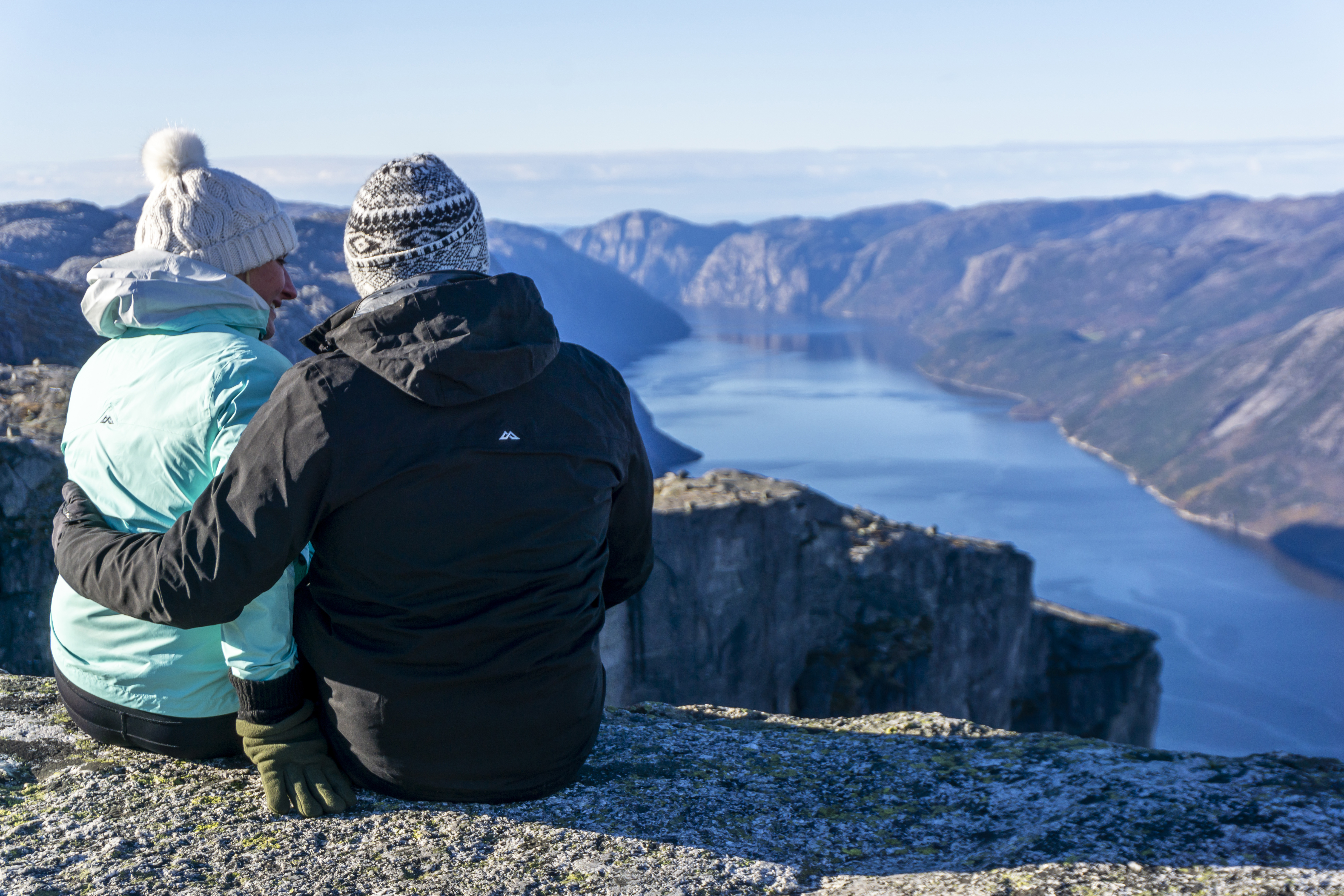 Kjerag Autumn Guided Hiking Tour with Lysefjord Views | K...
